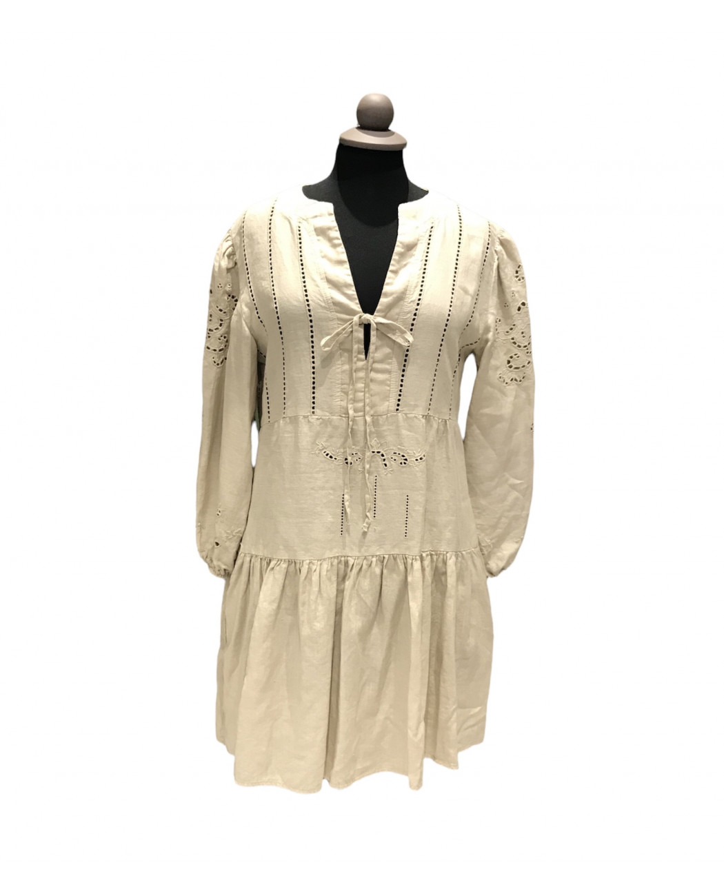 SHORT EMBROIDERED DRESS SHORT EMBROIDERED DRESS