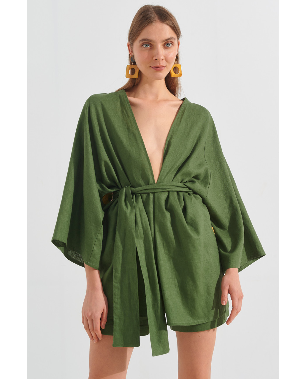 EMBROIDERED KIMONO EMBROIDERED KIMONO