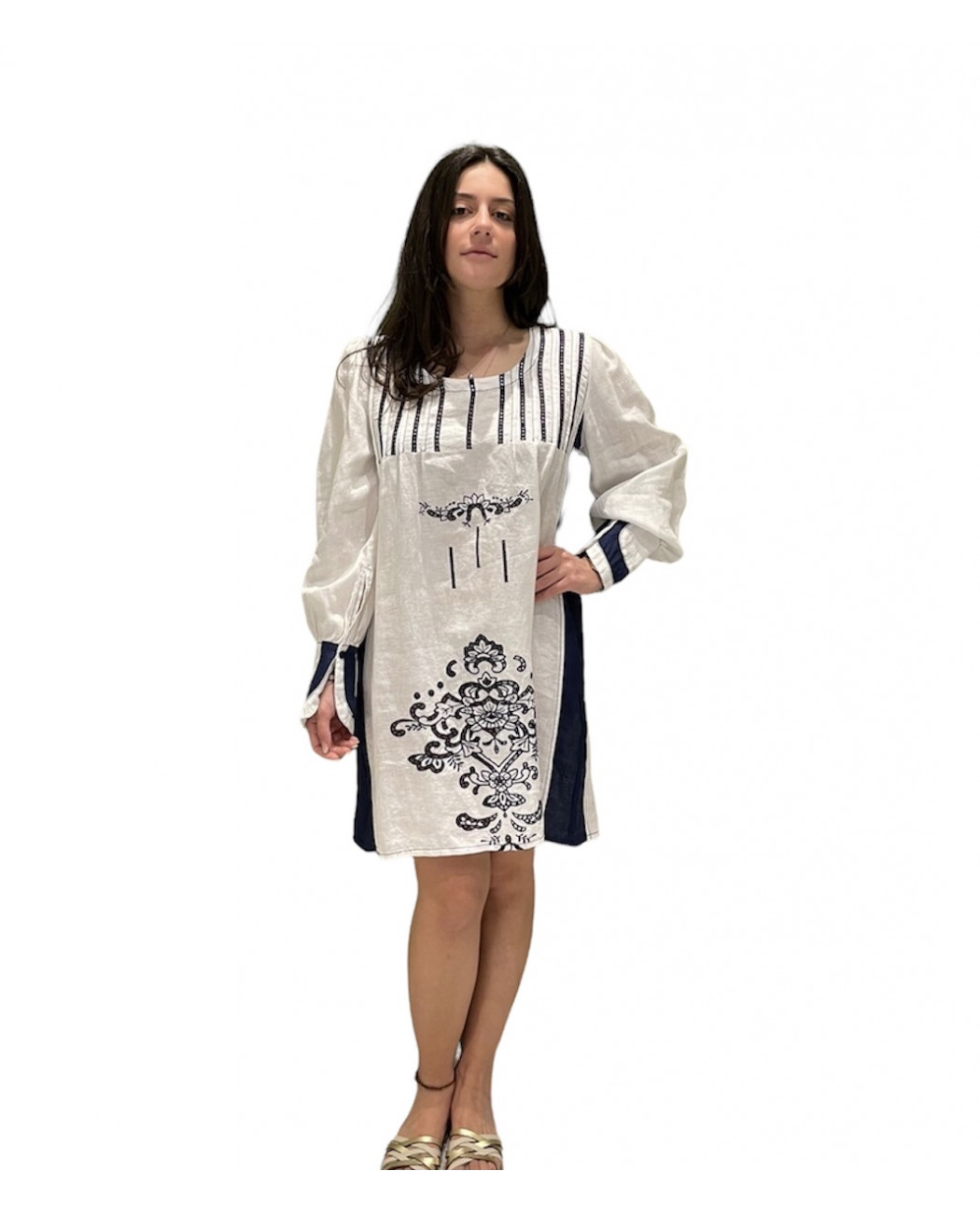 SHORT EMBROIDERED DRESS SHORT EMBROIDERED DRESS