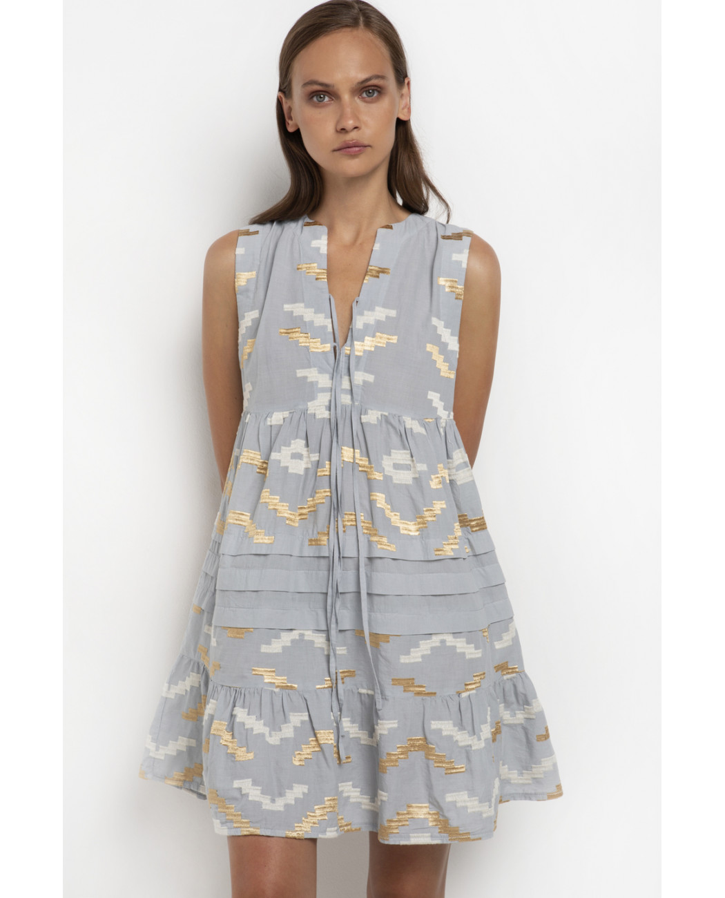 SHORT EMBROIDERED DRESS SHORT EMBROIDERED DRESS