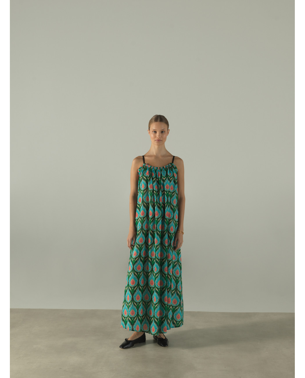 DRESS DRESS