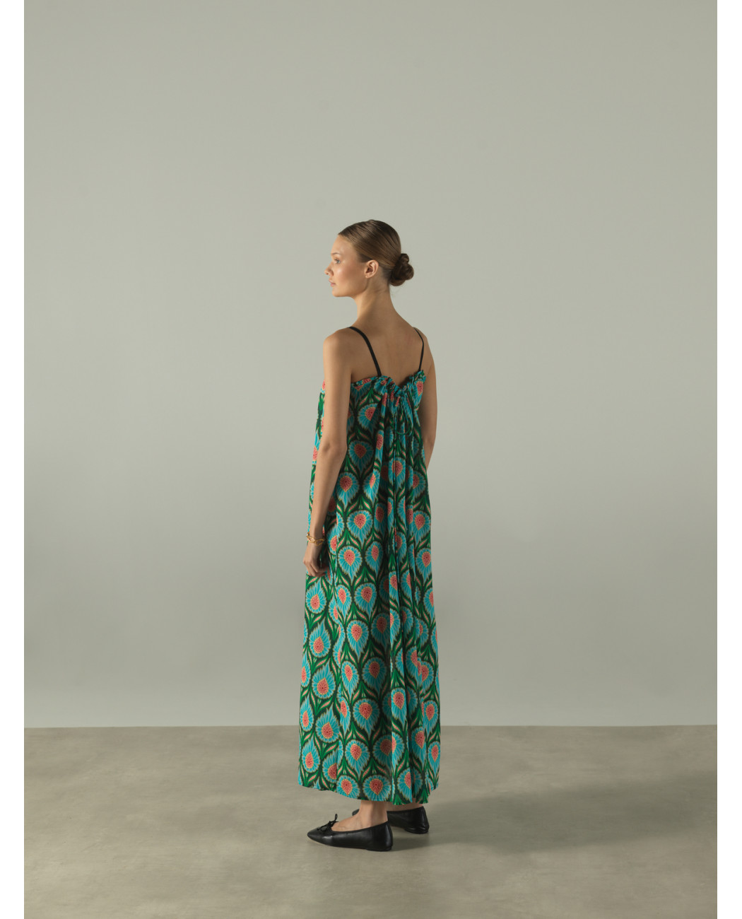 DRESS DRESS