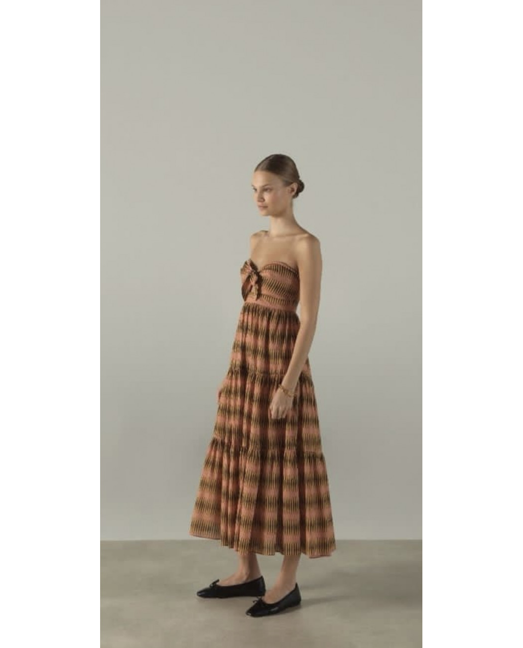 DRESS DRESS