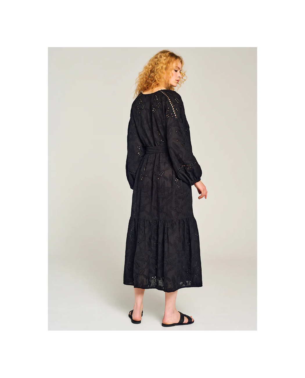 LONG EMBROIDERED DRESS "SAMOTHRAKI" LONG EMBROIDERED DRESS "SAMOTHRAKI"