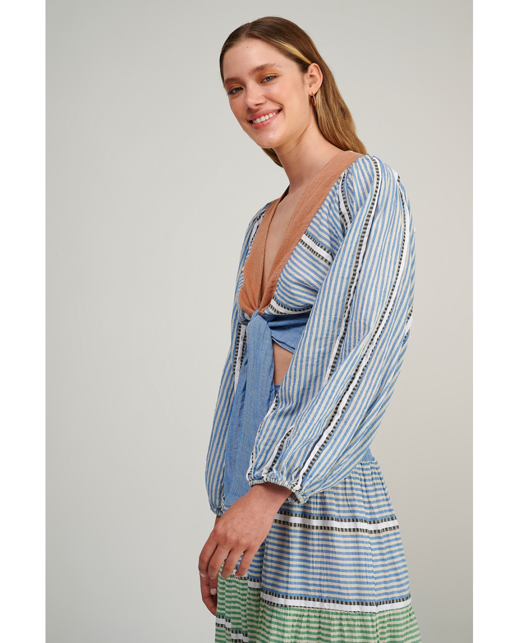 ZAKAR CROP TOP ZAKAR CROP TOP