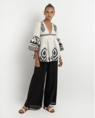 TOP EMBROIDERED BLOUSE