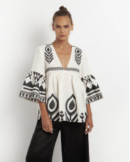 TOP EMBROIDERED BLOUSE