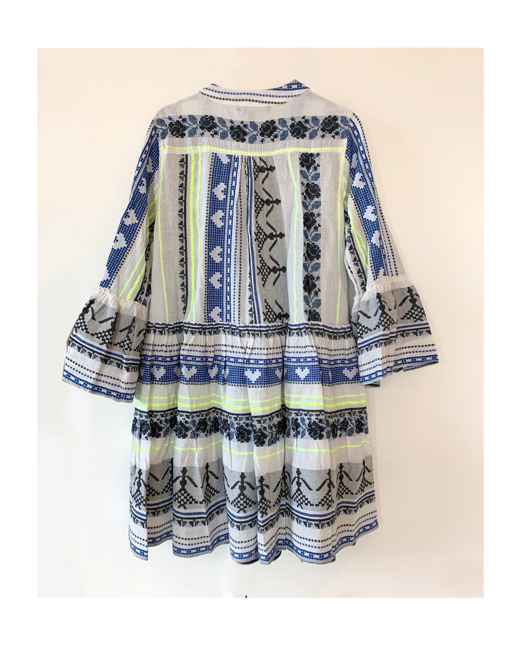 DRESS DRESS