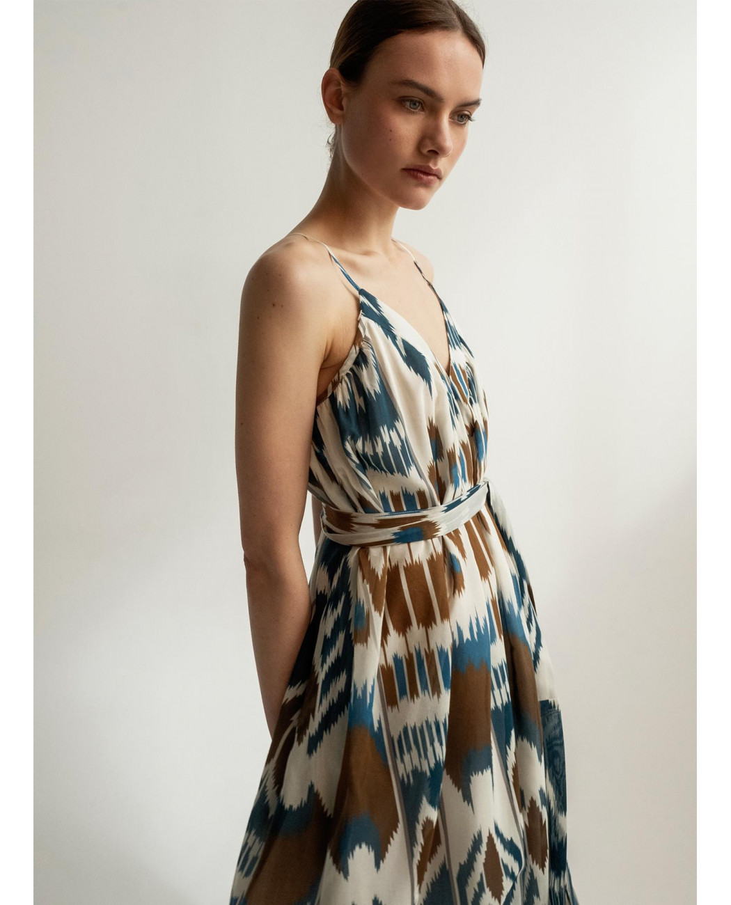 DRESS DRESS