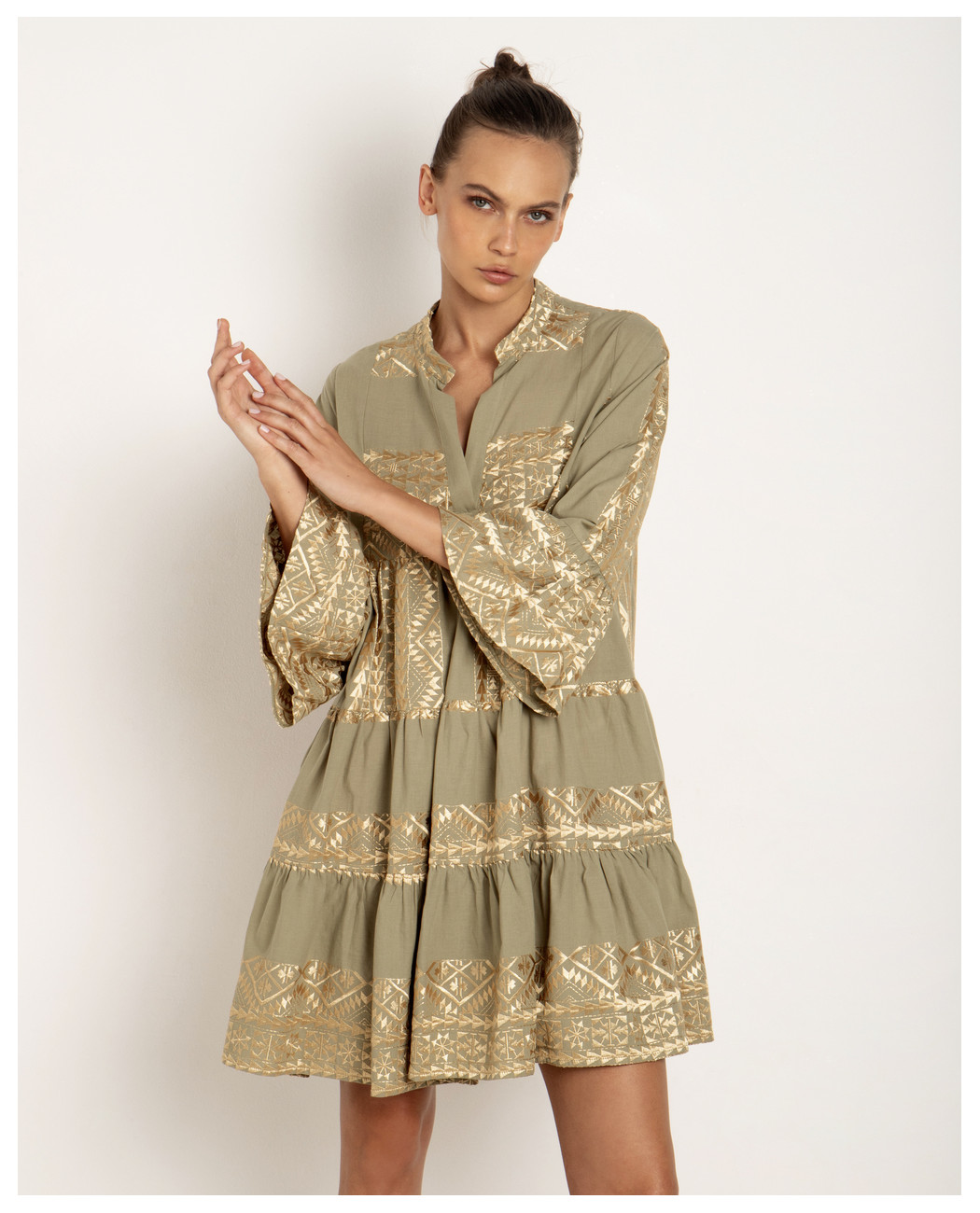 SHORT EMBROIDERED DRESS SHORT EMBROIDERED DRESS