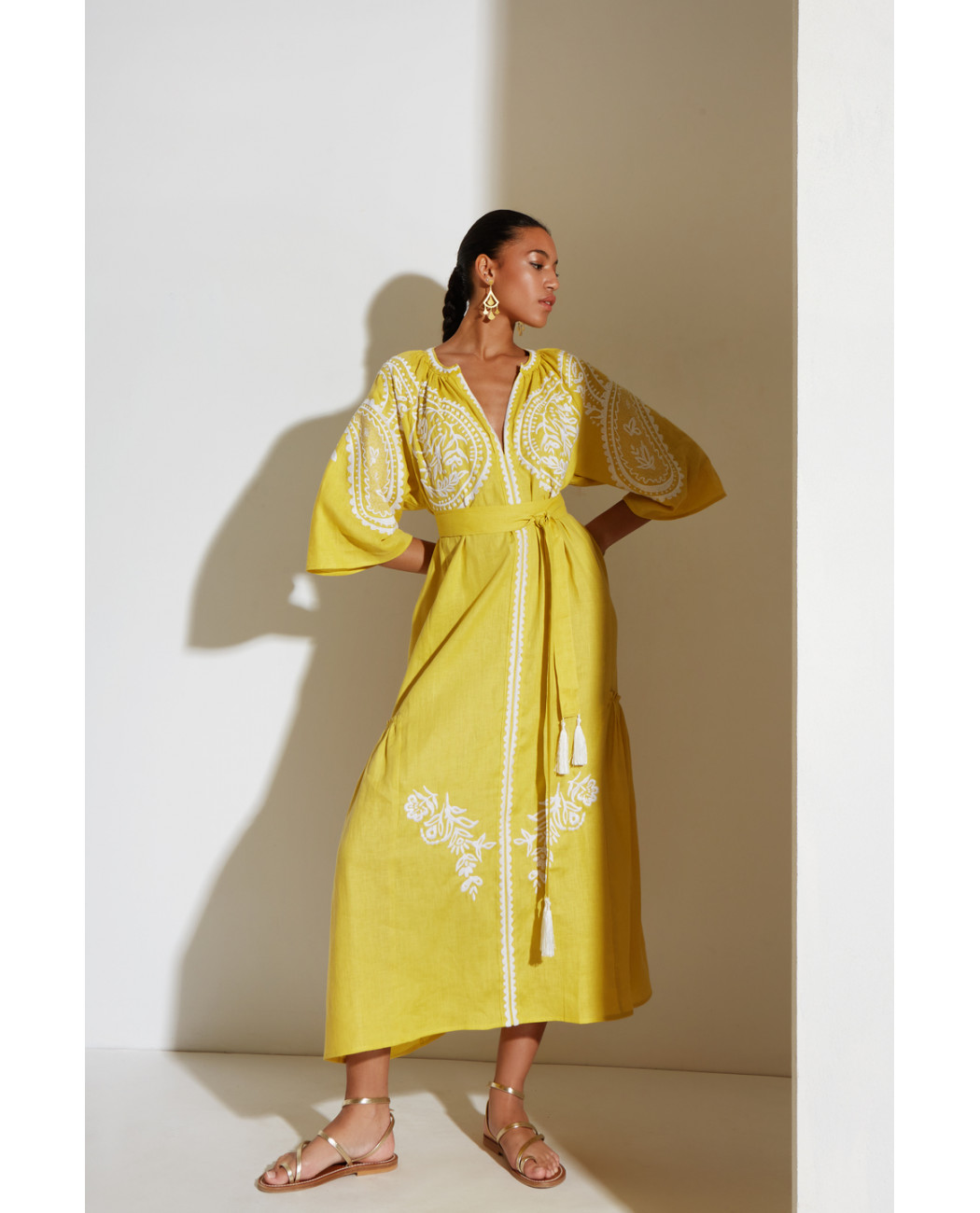 EMBROIDERED DRESS "ARETI" EMBROIDERED DRESS "ARETI"