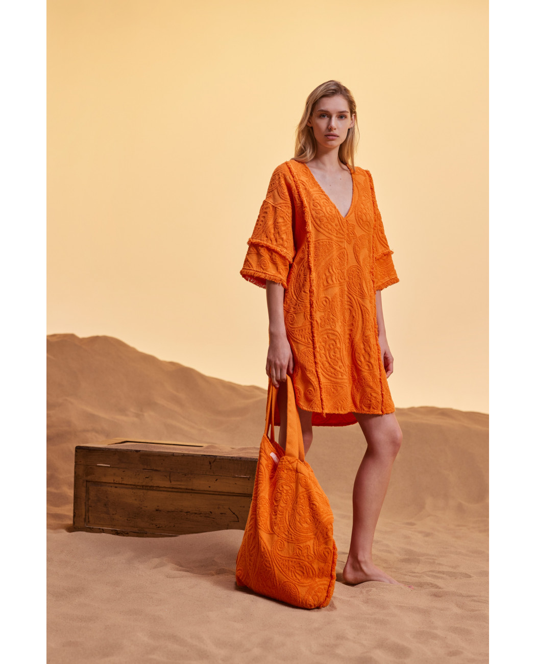 SHORT DRESS "DOMNA" SHORT DRESS "DOMNA"