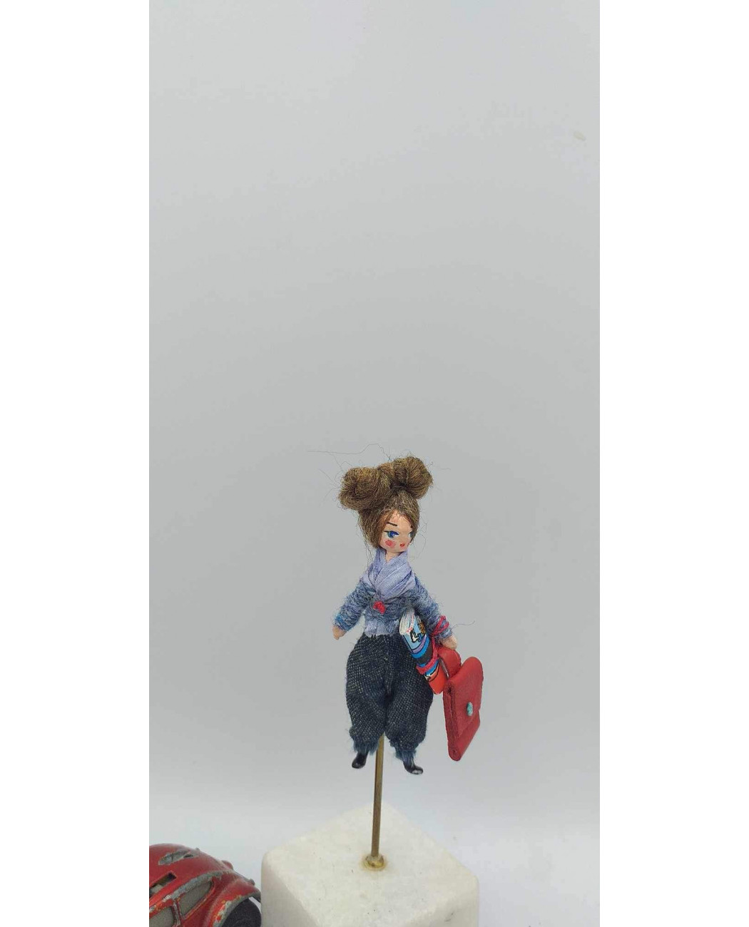 Καρφίτσα - Κούκλα