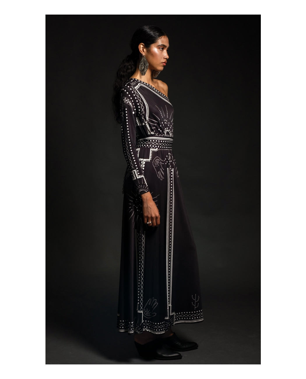 PROPHECY ONE SHOULDER LONG DRESS PROPHECY ONE SHOULDER LONG DRESS