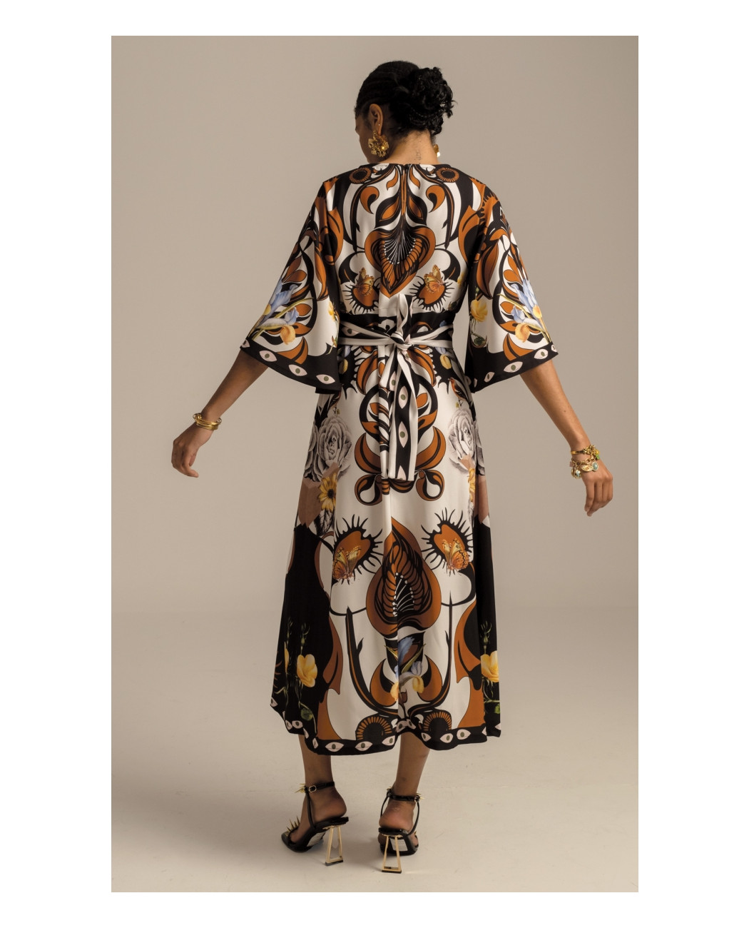 ORNAMENTAL LONG DRESS ORNAMENTAL LONG DRESS