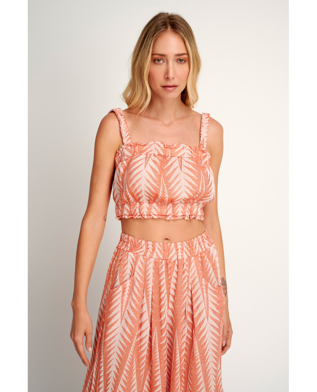 ZAKAR CROP TOP ZAKAR CROP TOP
