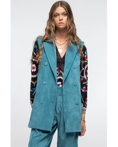 WILLOW SLEEVELESS BLAZER