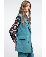 WILLOW SLEEVELESS BLAZER