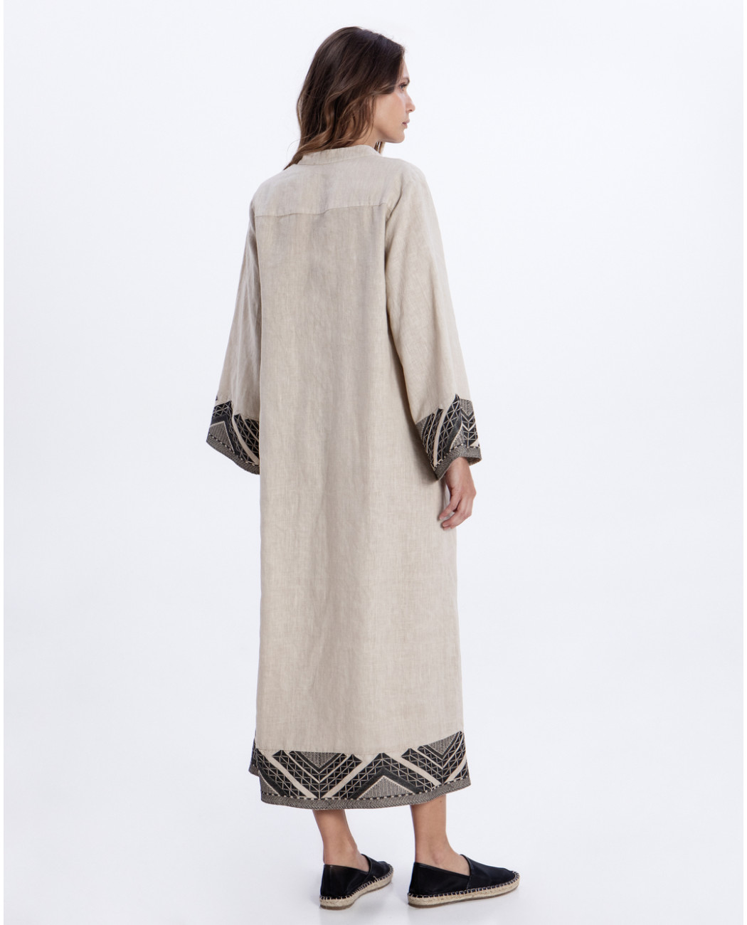 LONG EMBROIDERED DRESS