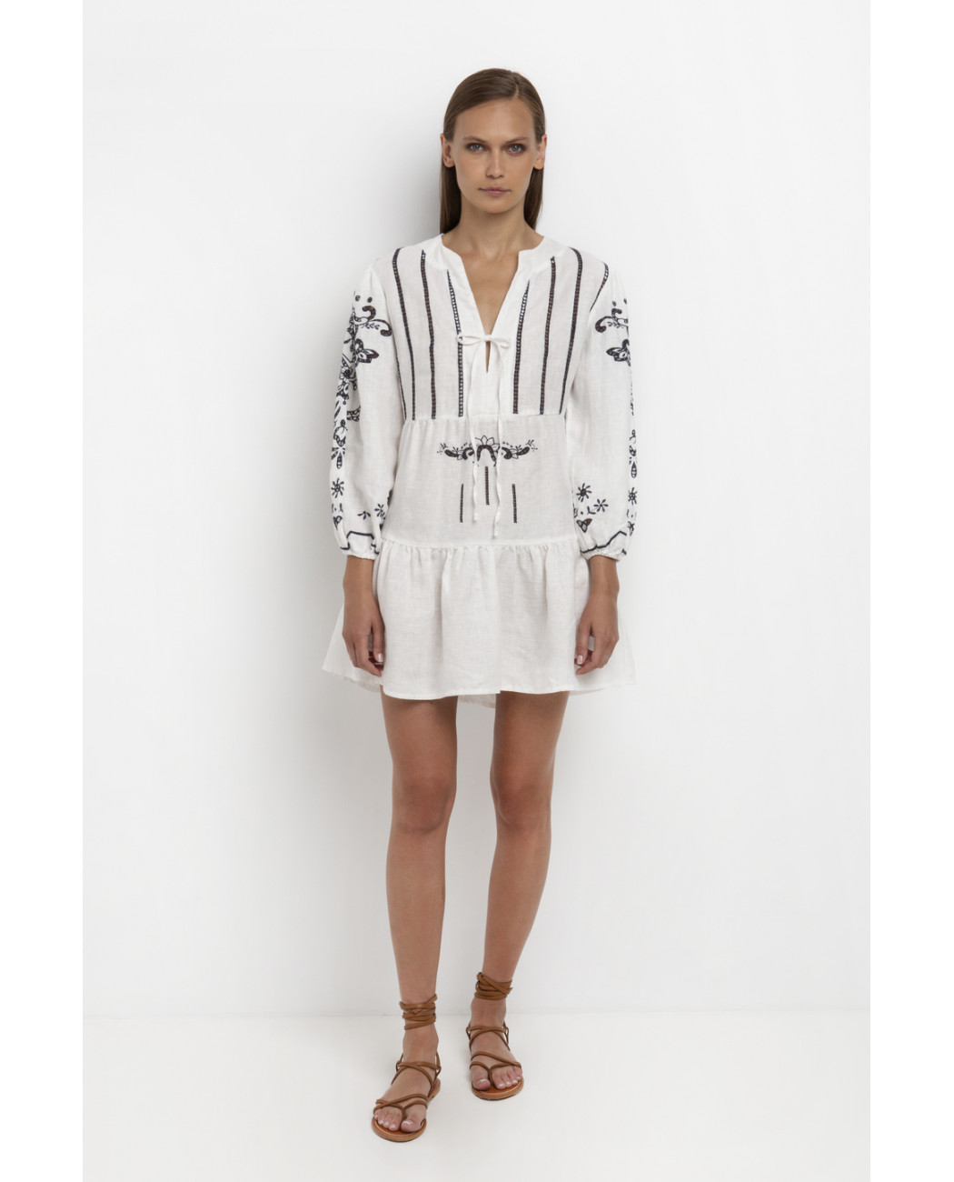 SHORT EMBROIDERED DRESS SHORT EMBROIDERED DRESS
