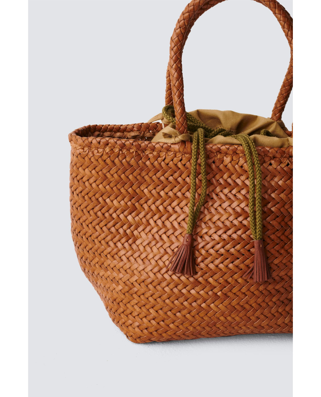 Grace Basket Small Tan